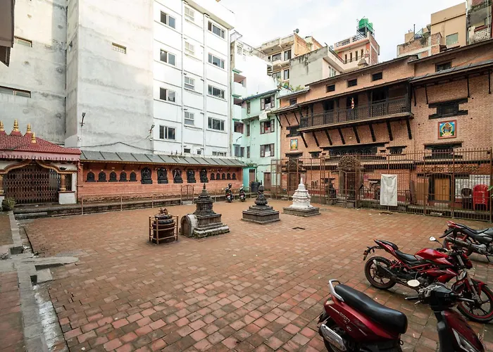 Yangal * Katmandu